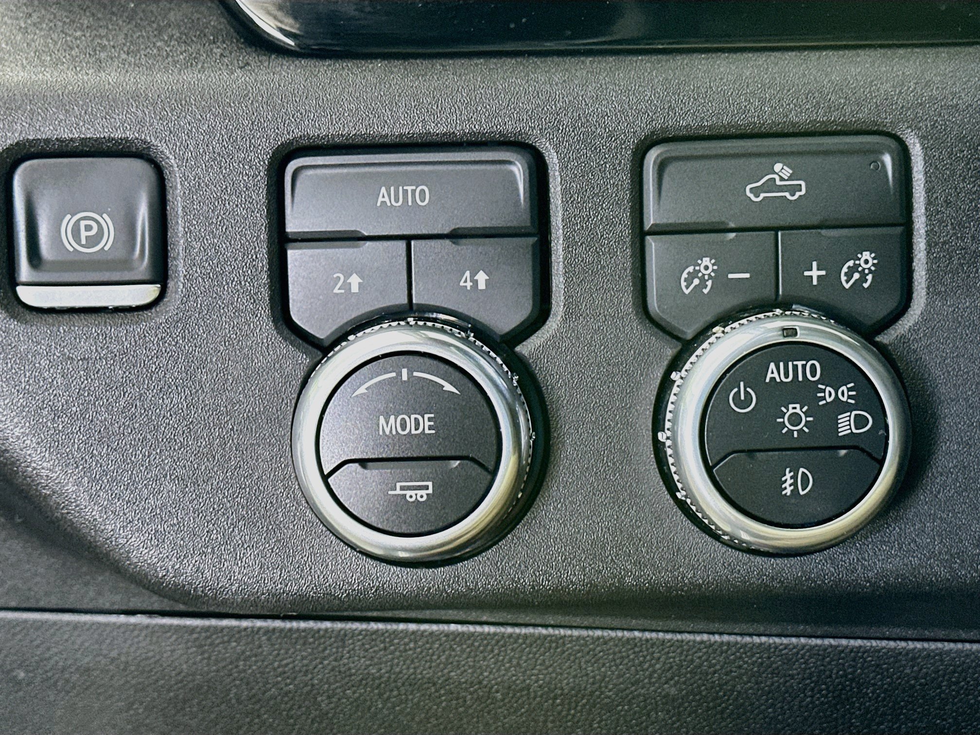 Used 2024 GMC Sierra 1500 Elevation AWD/4WD image 16