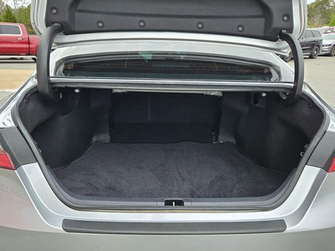 Used 2022 Toyota Camry SE image 28