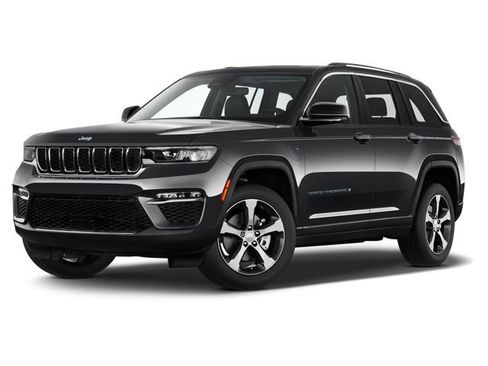 Used 2023 Jeep Grand Cherokee Altitude AWD/4WD image 4