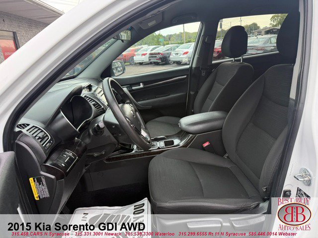Used 2015 Kia Sorento LX AWD/4WD image 10