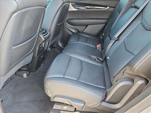 Used 2024 Cadillac XT6 Premium Luxury image 18