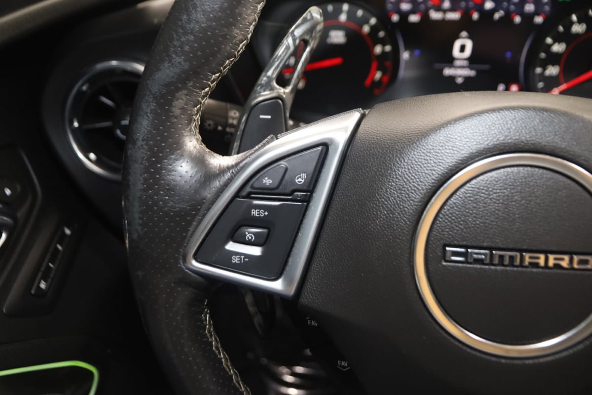Used 2020 Chevrolet Camaro SS RWD image 39