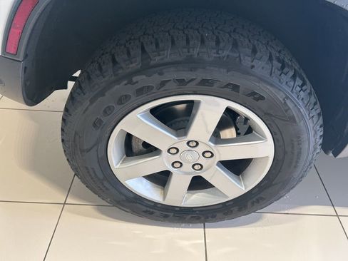 Certified 2022 Land Rover Defender 110 image 21