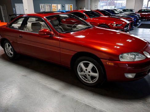 Used 1993 Lexus SC 300 Coupe image 2