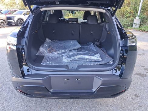New 2026 Nissan Murano SV AWD/4WD image 24