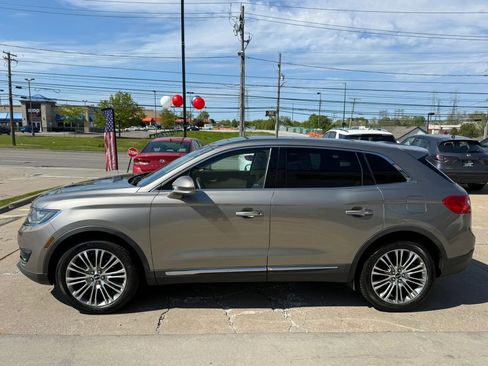 Used 2016 Lincoln MKX Reserve w/ Climate Package AWD/4WD image 7