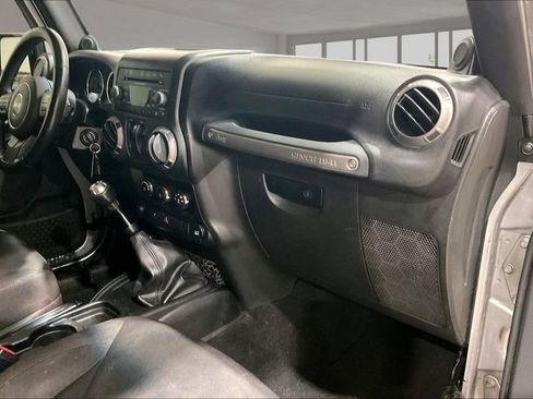 Used 2013 Jeep Wrangler Sport image 16