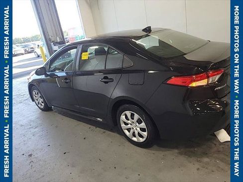 Certified 2023 Toyota Corolla LE FWD image 1