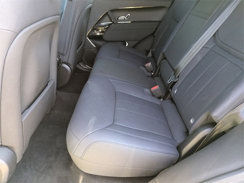 Used 2024 Land Rover Range Rover Sport Autobiography image 14