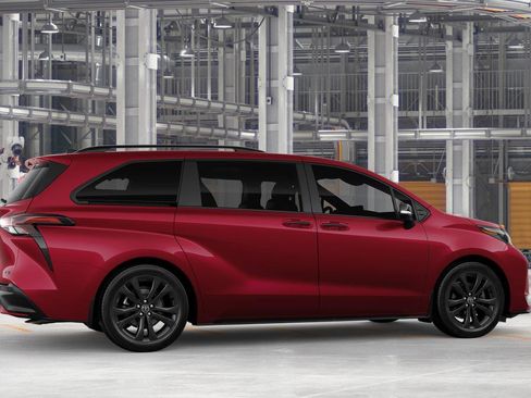 New 2026 Toyota Sienna XSE FWD image 13