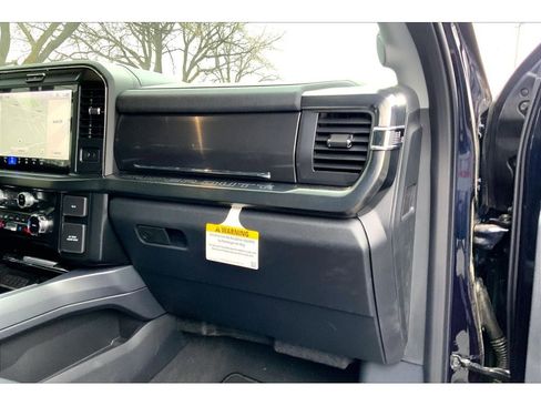 Used 2025 Ford F350 Lariat image 18