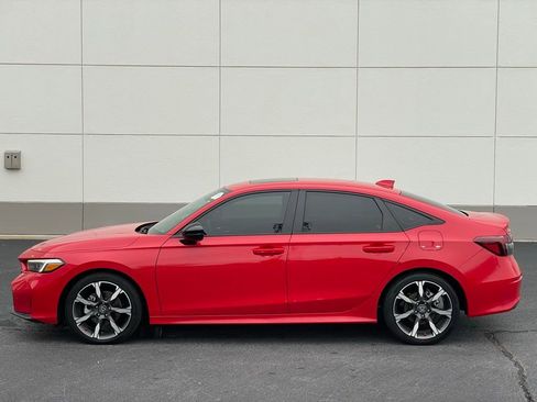 Certified 2025 Honda Civic Sport Touring image 2