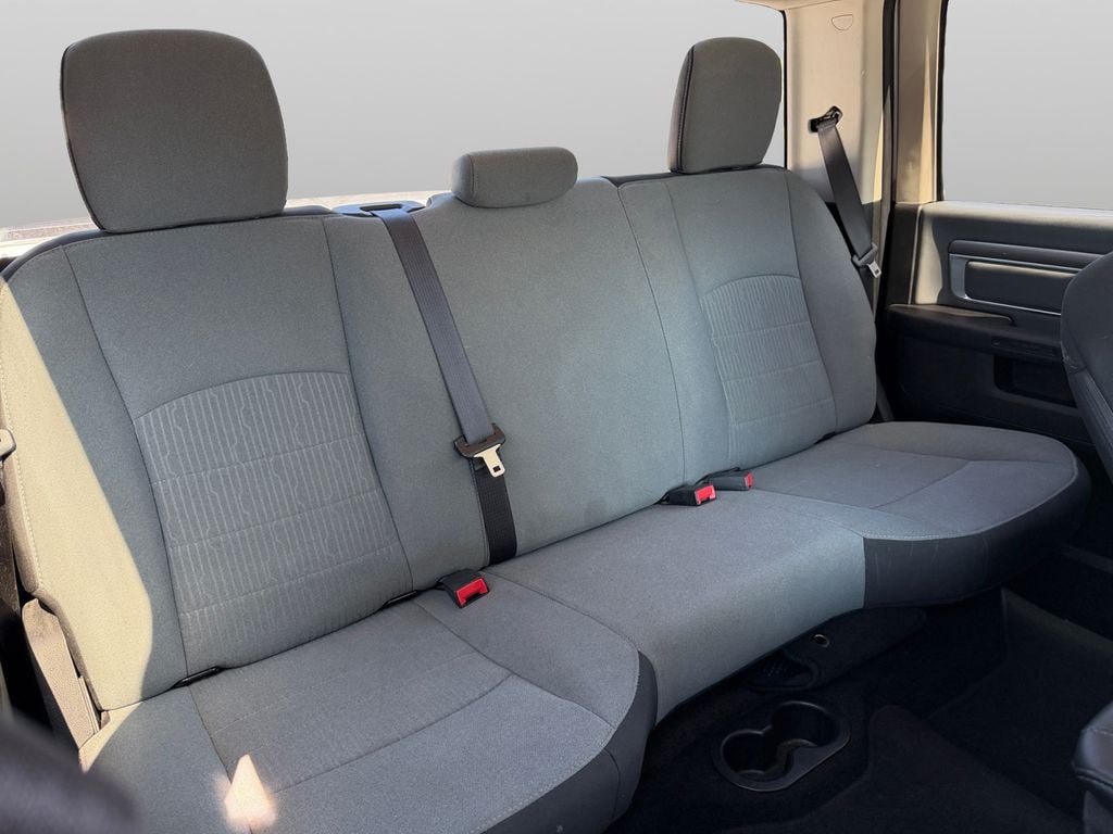 Used 2022 RAM 1500 Classic SLT AWD/4WD image 22
