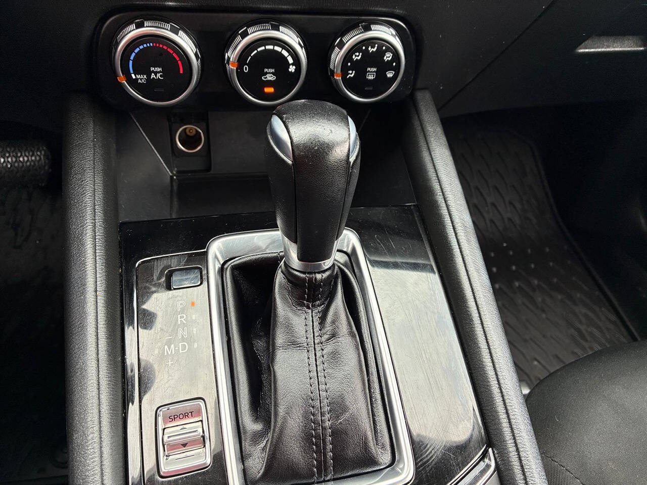 Used 2018 MAZDA CX-5 Sport FWD image 16
