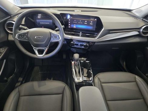 New 2026 Chevrolet Trax ACTIV w/ Sunroof Package image 7