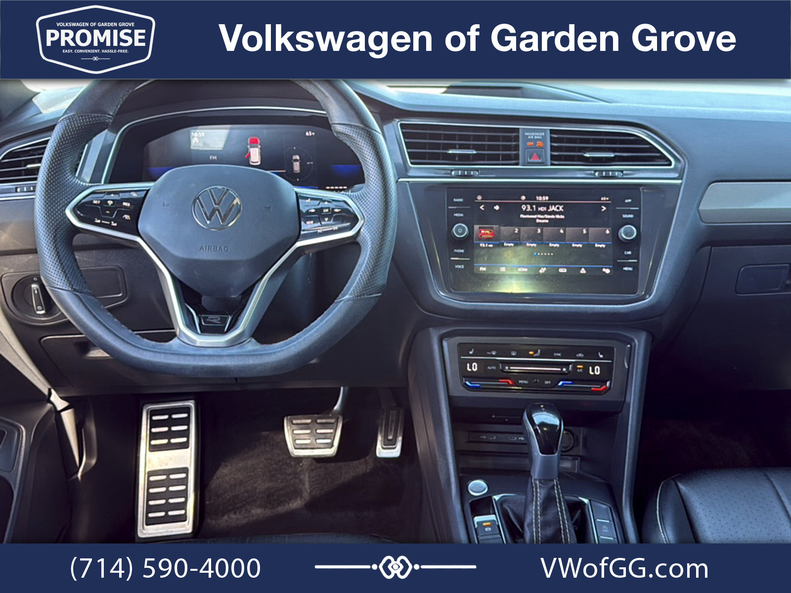 Used 2024 Volkswagen Tiguan SE R-Line FWD image 25