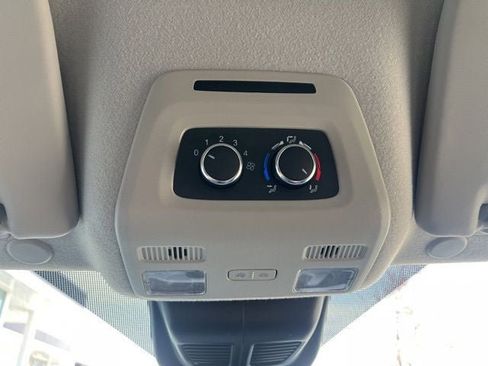 Used 2024 Ford Transit 350 XLT RWD image 28