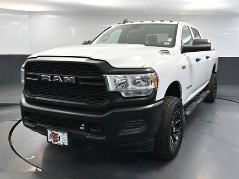Used 2022 RAM 2500 Tradesman AWD/4WD image 12