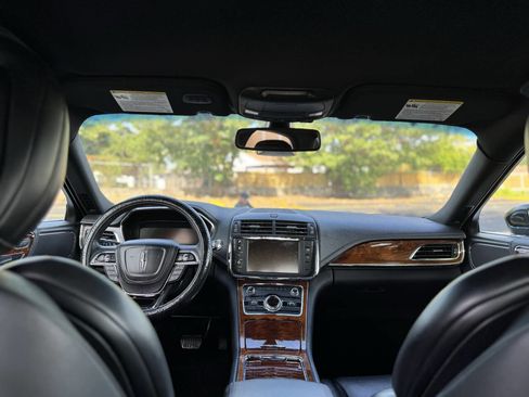 Used 2020 Lincoln Continental w/ Equipment Group 500A image 5