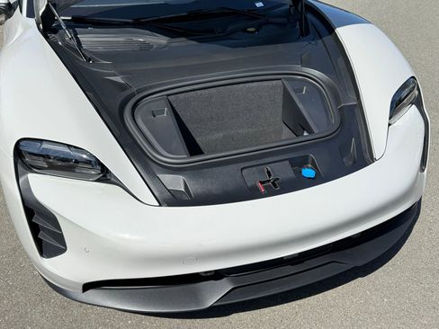 Certified 2022 Porsche Taycan GTS AWD/4WD image 30