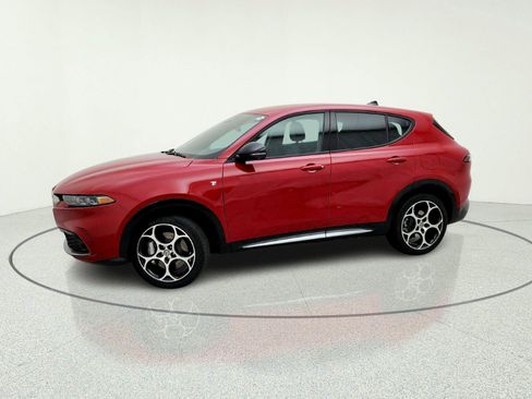 Used 2024 Alfa Romeo Tonale Ti AWD/4WD image 15