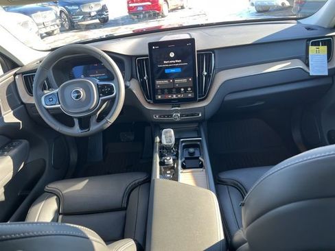 New 2026 Volvo XC60 T8 Ultra w/ Protection Package Premier AWD/4WD image 17