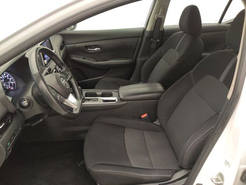 Used 2022 Nissan Sentra SV FWD image 17