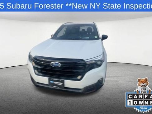 Used 2025 Subaru Forester Sport image 3
