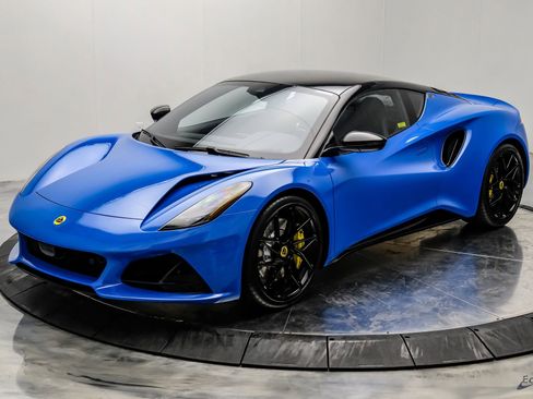 New 2026 Lotus Emira SE RWD image 7