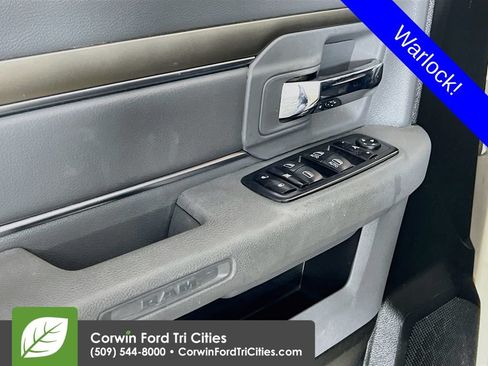 Used 2019 RAM 1500 Warlock AWD/4WD image 12