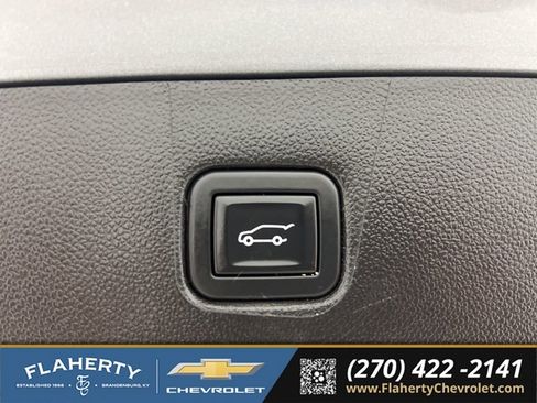 Used 2024 Chevrolet Blazer RS w/ Enhanced Convenience Package FWD image 21