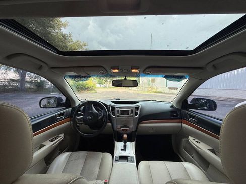Used 2013 Subaru Outback 2.5i Limited w/ Moonroof Pkg AWD/4WD image 14