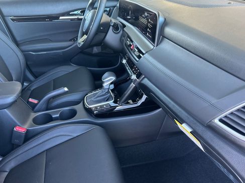 New 2026 Kia Seltos EX FWD image 16