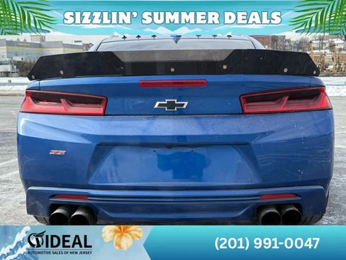 Used 2017 Chevrolet Camaro SS RWD image 5
