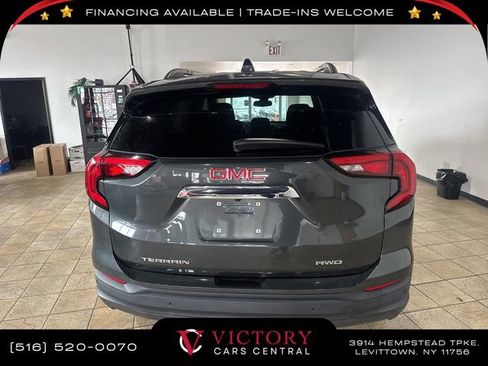 Used 2020 GMC Terrain SLE w/ Driver Convenience Package image 5