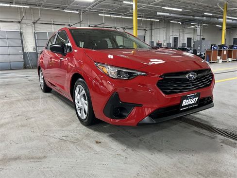 Certified 2025 Subaru Impreza 2.0i image 2