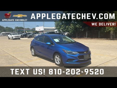 Used 2017 Chevrolet Cruze LT w/ LT True North Edition FWD image 1