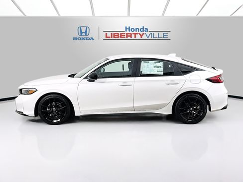 Used 2025 Honda Civic Sport image 3