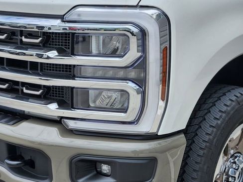 New 2026 Ford F250 King Ranch w/ FX4 Off-Road Package AWD/4WD image 6