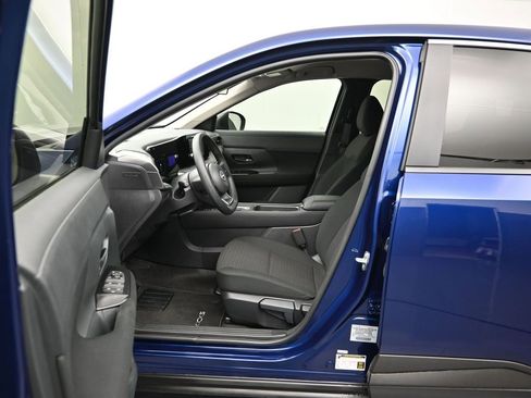 Certified 2025 Nissan Kicks S image 19