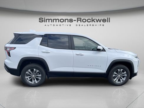 New 2026 Chevrolet Equinox LT AWD/4WD image 32