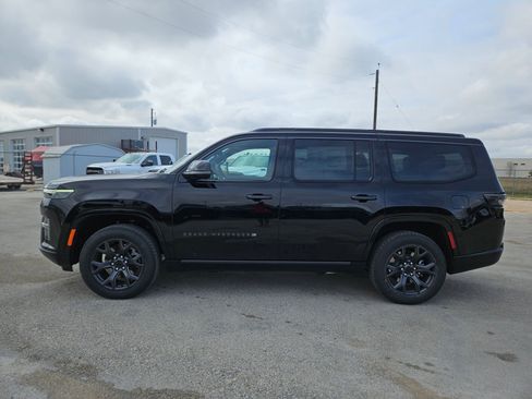 New 2026 Jeep Grand Wagoneer Limited w/ Premium Group II image 6