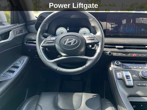 Used 2024 Hyundai Palisade Limited AWD/4WD image 19