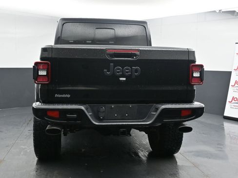 Used 2022 Jeep Gladiator Overland image 7