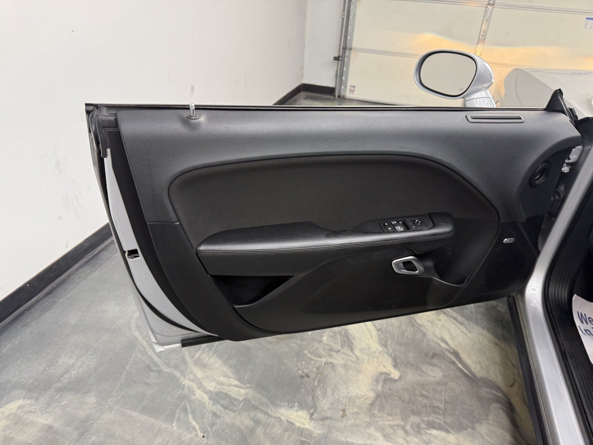 Used 2020 Dodge Challenger SXT w/ Blacktop Package RWD image 9