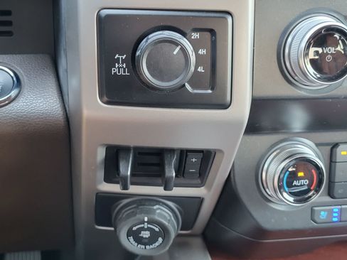 Used 2020 Ford F350 King Ranch w/ King Ranch Ultimate Package AWD/4WD image 24