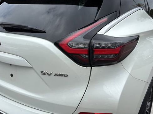 Used 2023 Nissan Murano SV image 36