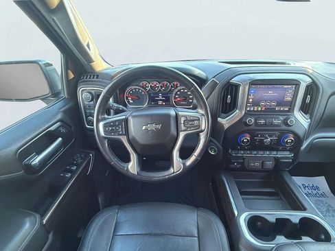 Used 2021 Chevrolet Silverado 1500 LT Trail Boss w/ Convenience Package II image 13