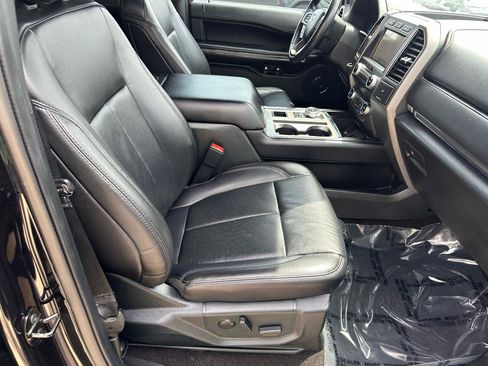 Used 2020 Ford Expedition XLT w/ Equipment Group 202A RWD image 19