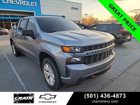 Used 2021 Chevrolet Silverado 1500 Custom image 1